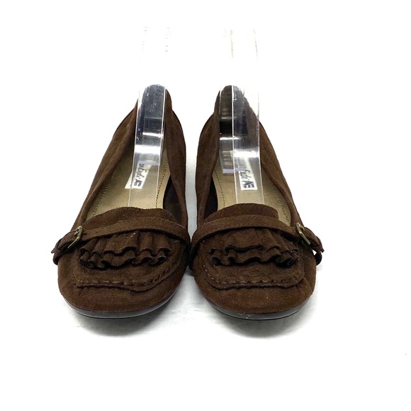 American Eagle Flats - Picture 2 of 9